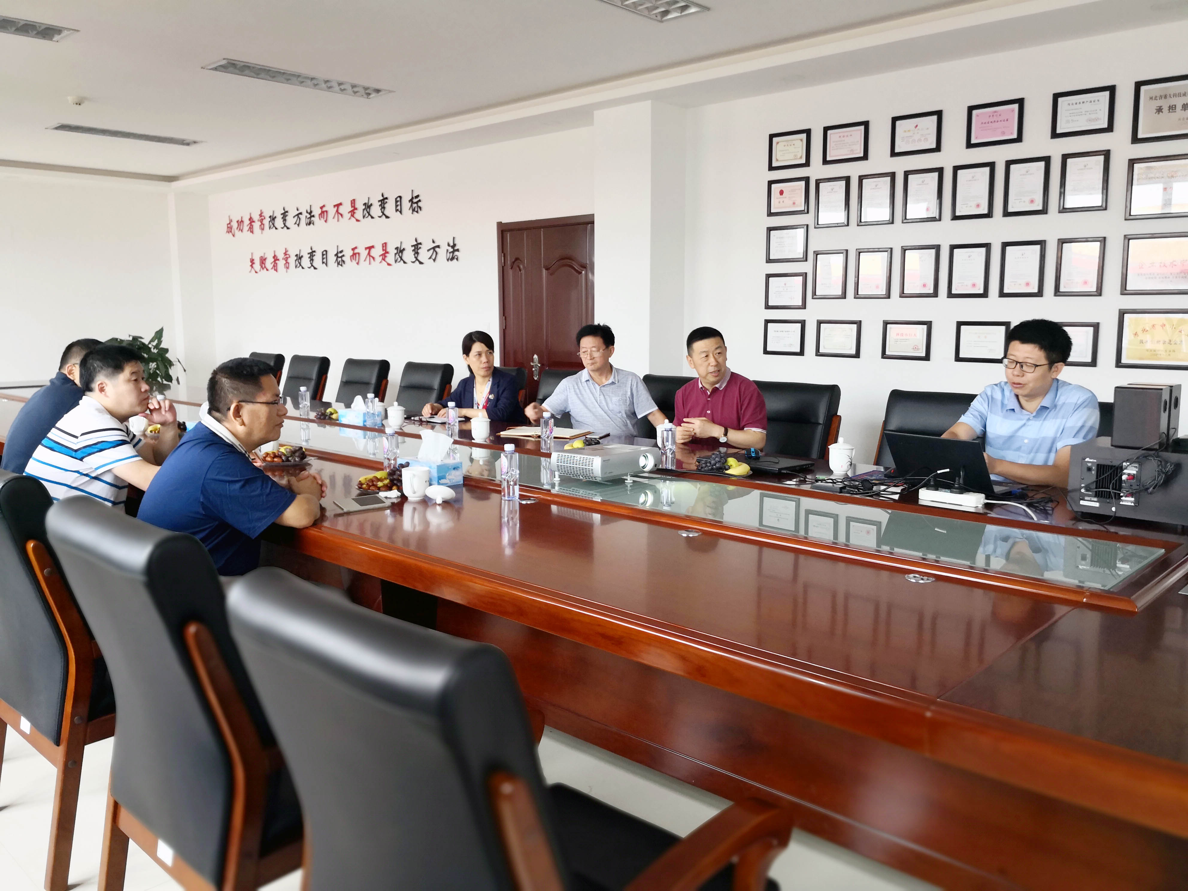 欽州港經濟開發區管理委員會領導來司調研